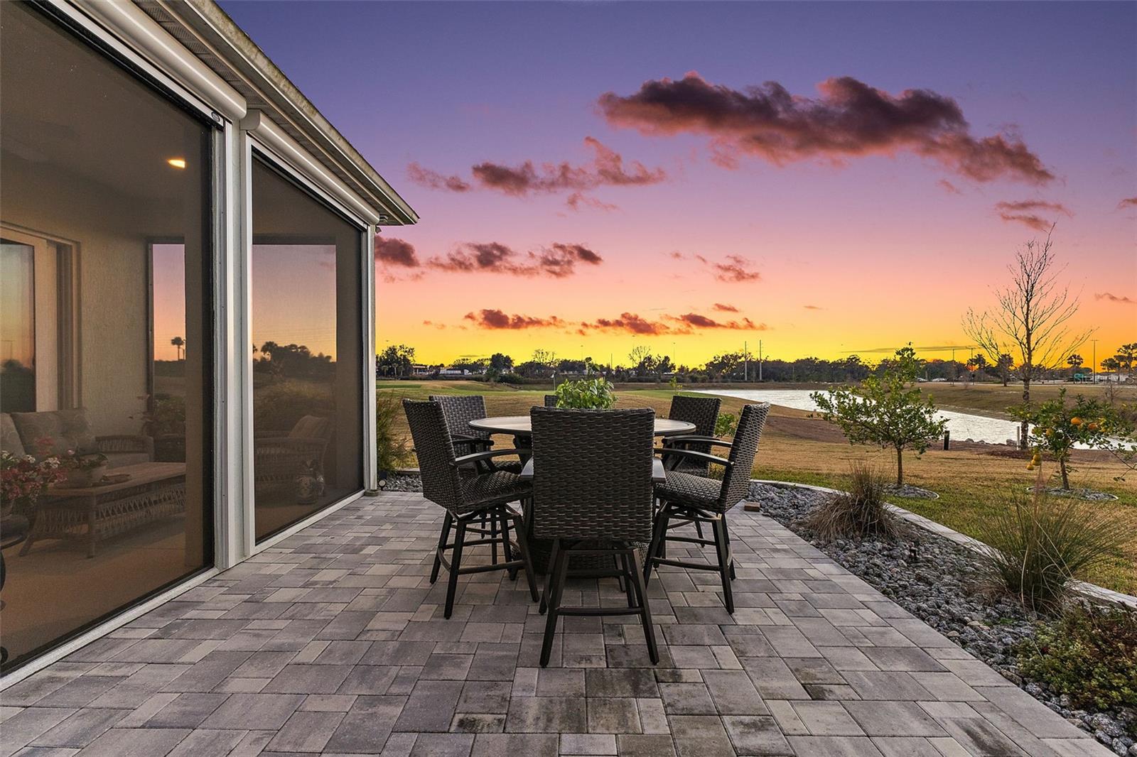 Image 5 of 72 For 1148 Skates Street