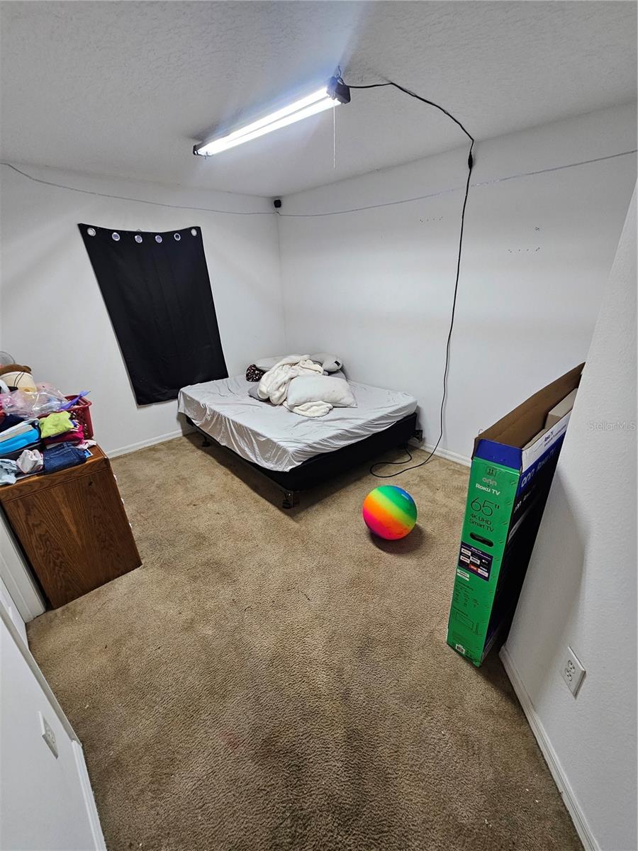 Image 8 of 14 For 2705 Willow Glen Circle