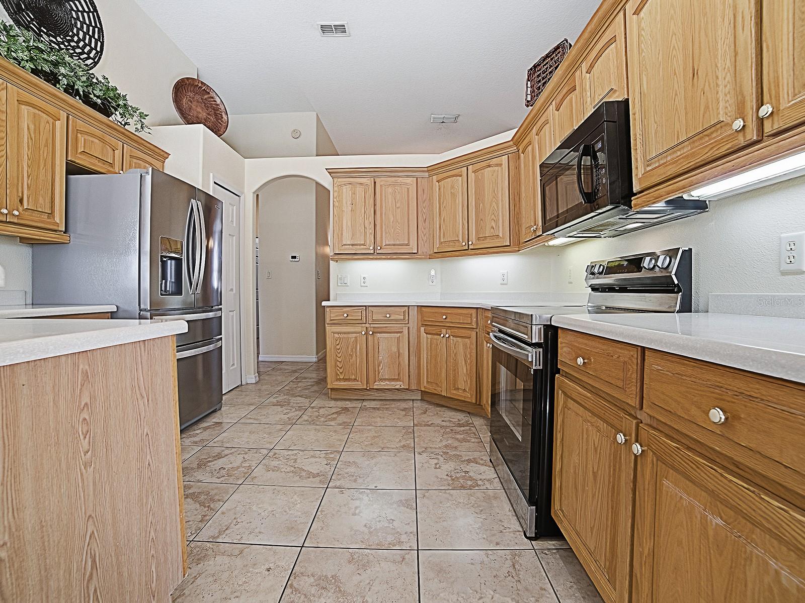 Image 4 of 43 For 24239 Belle Mede Drive