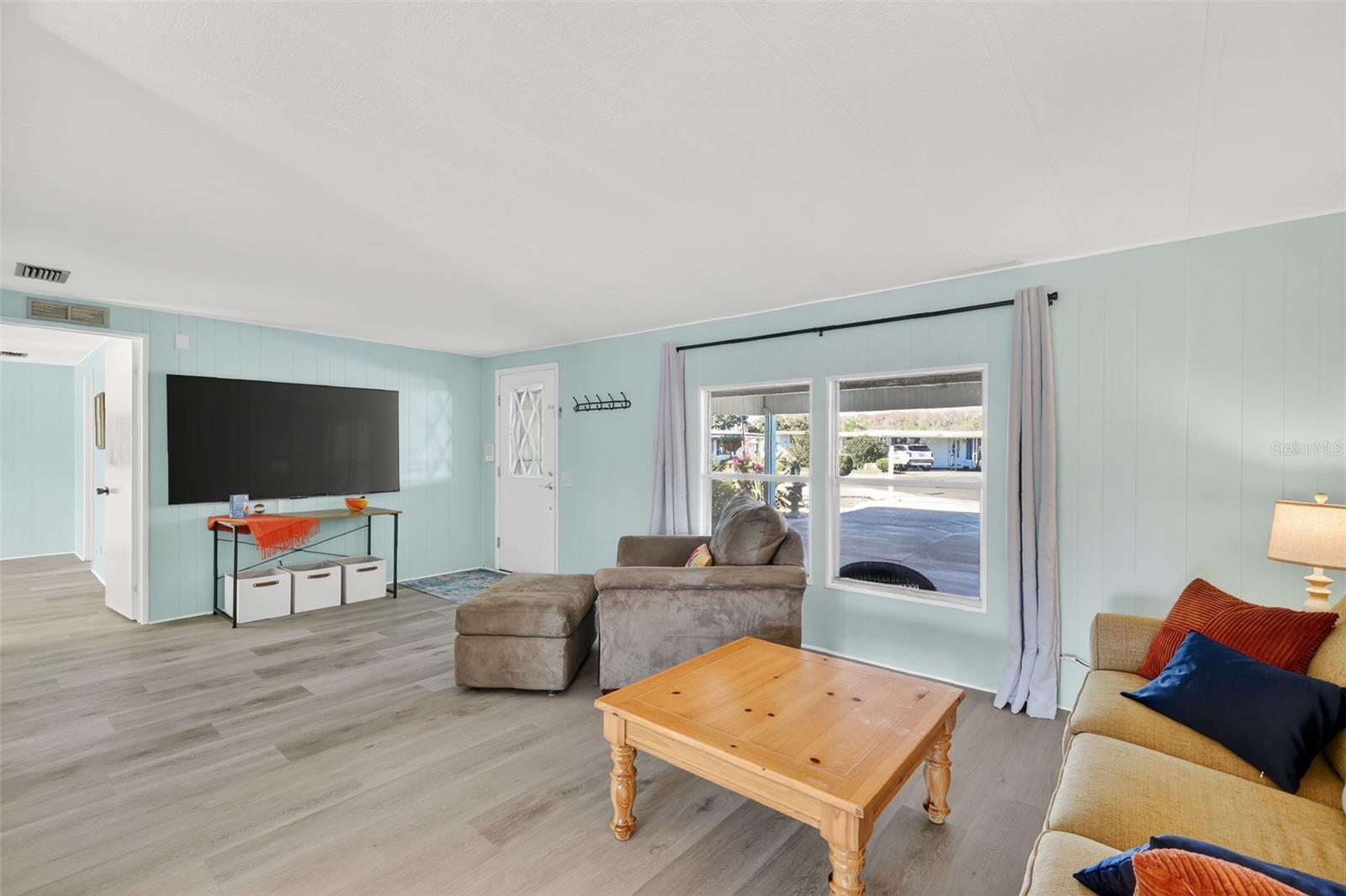 Image 10 of 41 For 1050 Shawn Court