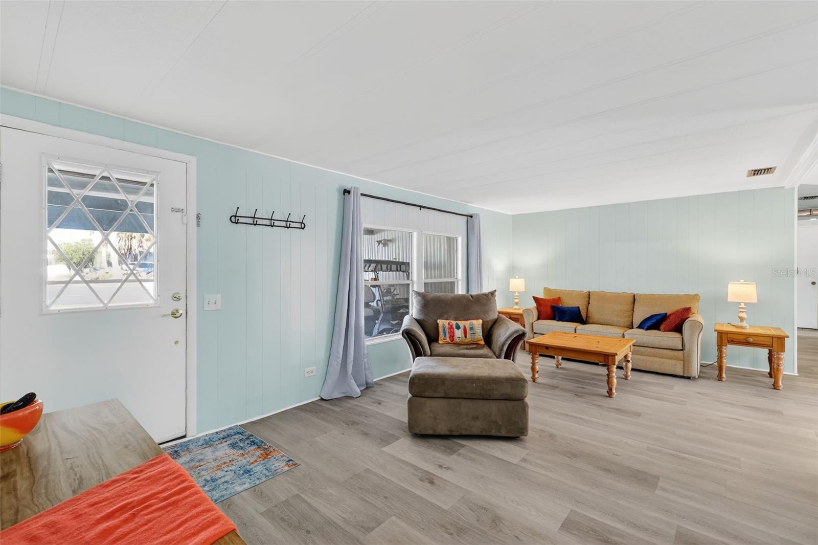 Image 11 of 41 For 1050 Shawn Court