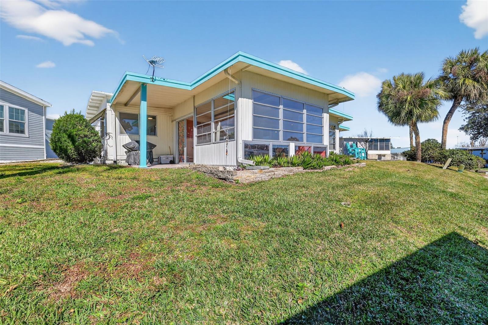 Image 31 of 41 For 1050 Shawn Court