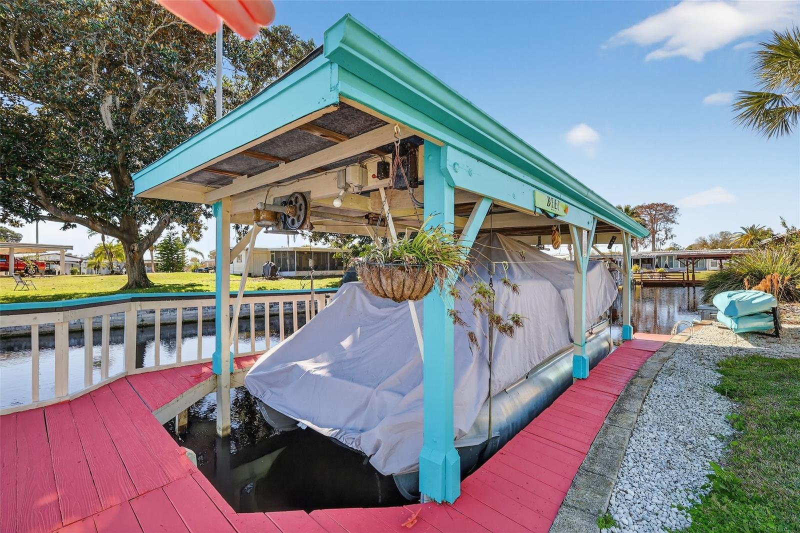 Image 35 of 41 For 1050 Shawn Court