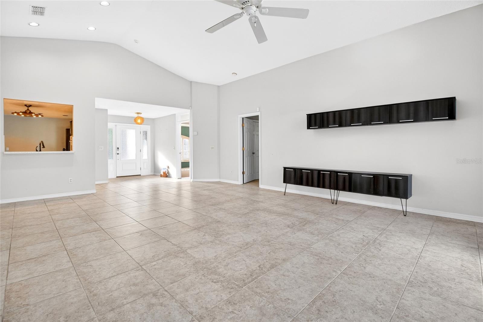 Image 18 of 46 For 2250 Chase Court