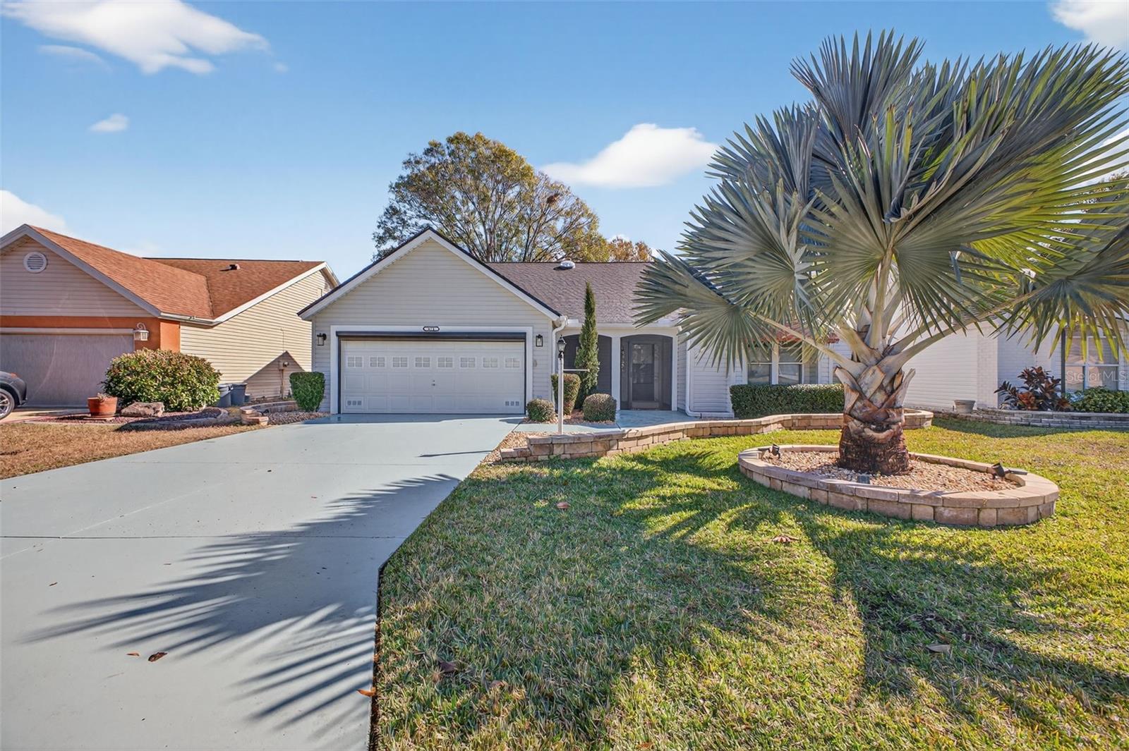 Details for 411 Del Mar Drive, LADY LAKE, FL 32159