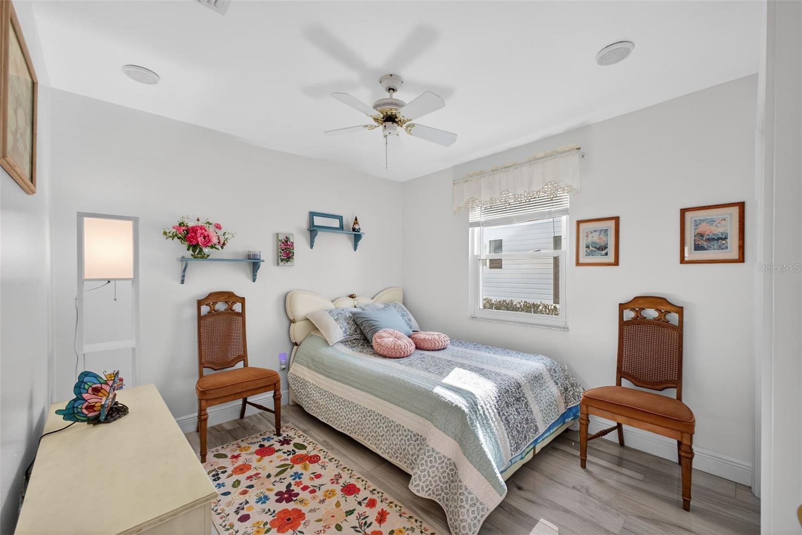 Image 7 of 37 For 411 Del Mar Drive