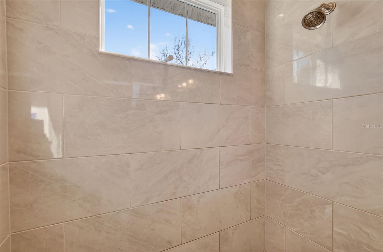 Image 16 of 36 For 17631 Doris Street