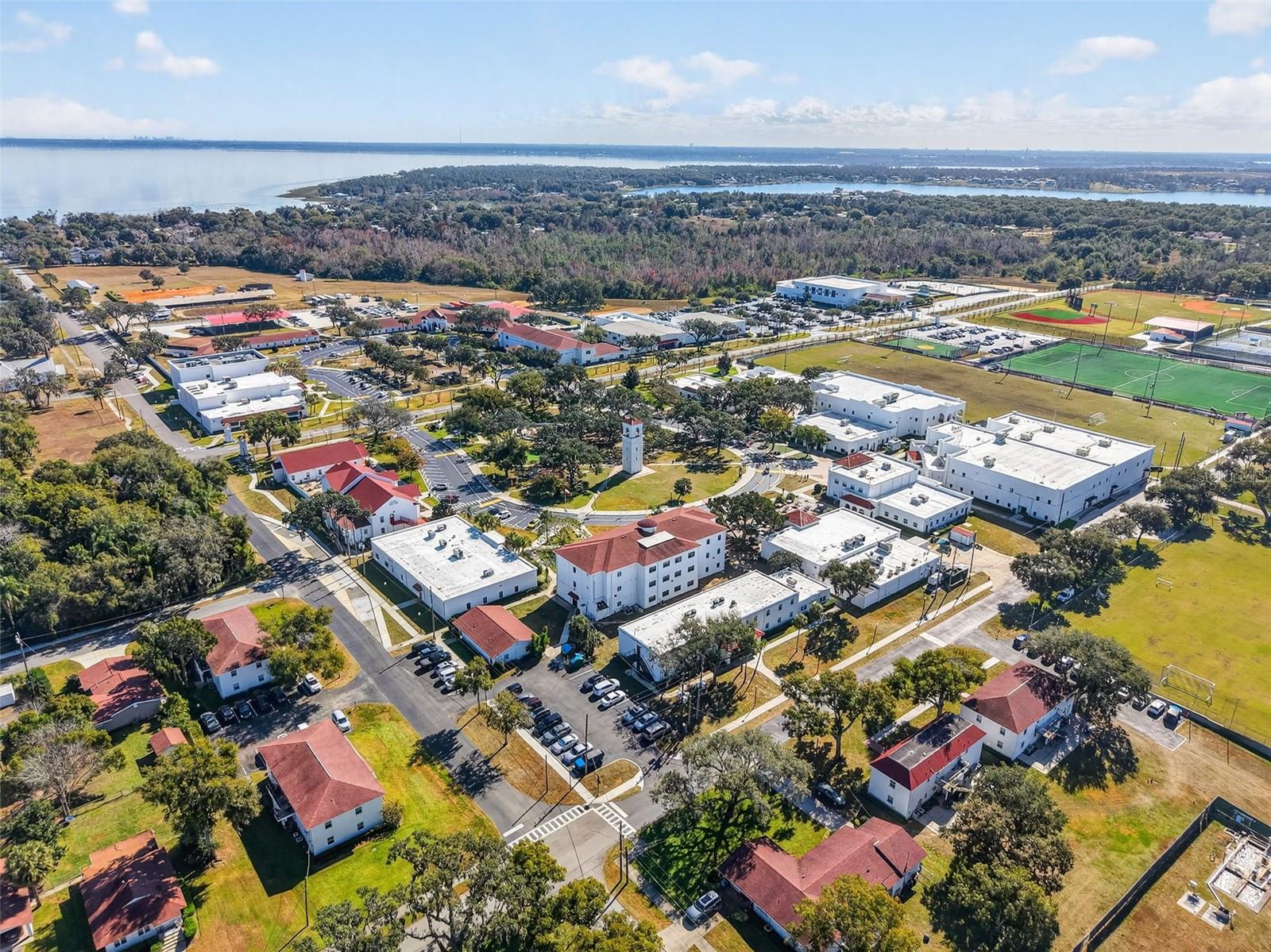 Image 31 of 36 For 17631 Doris Street