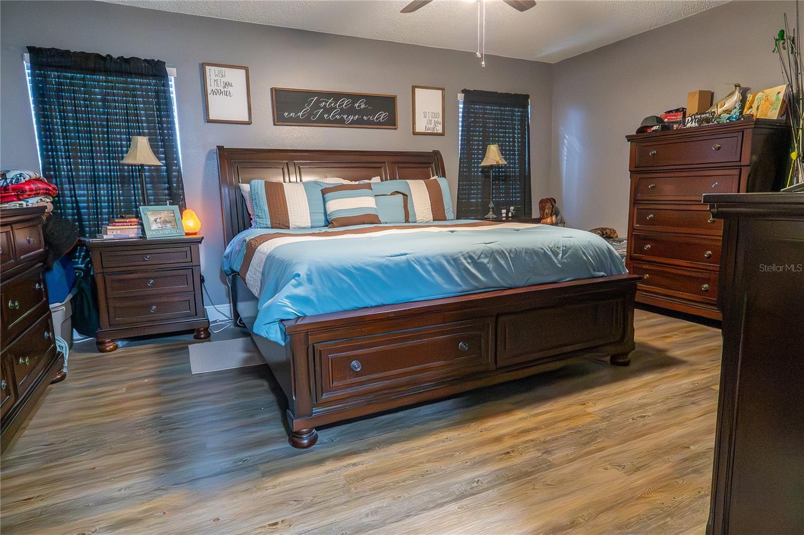 Image 12 of 34 For 1038 Singleton Circle