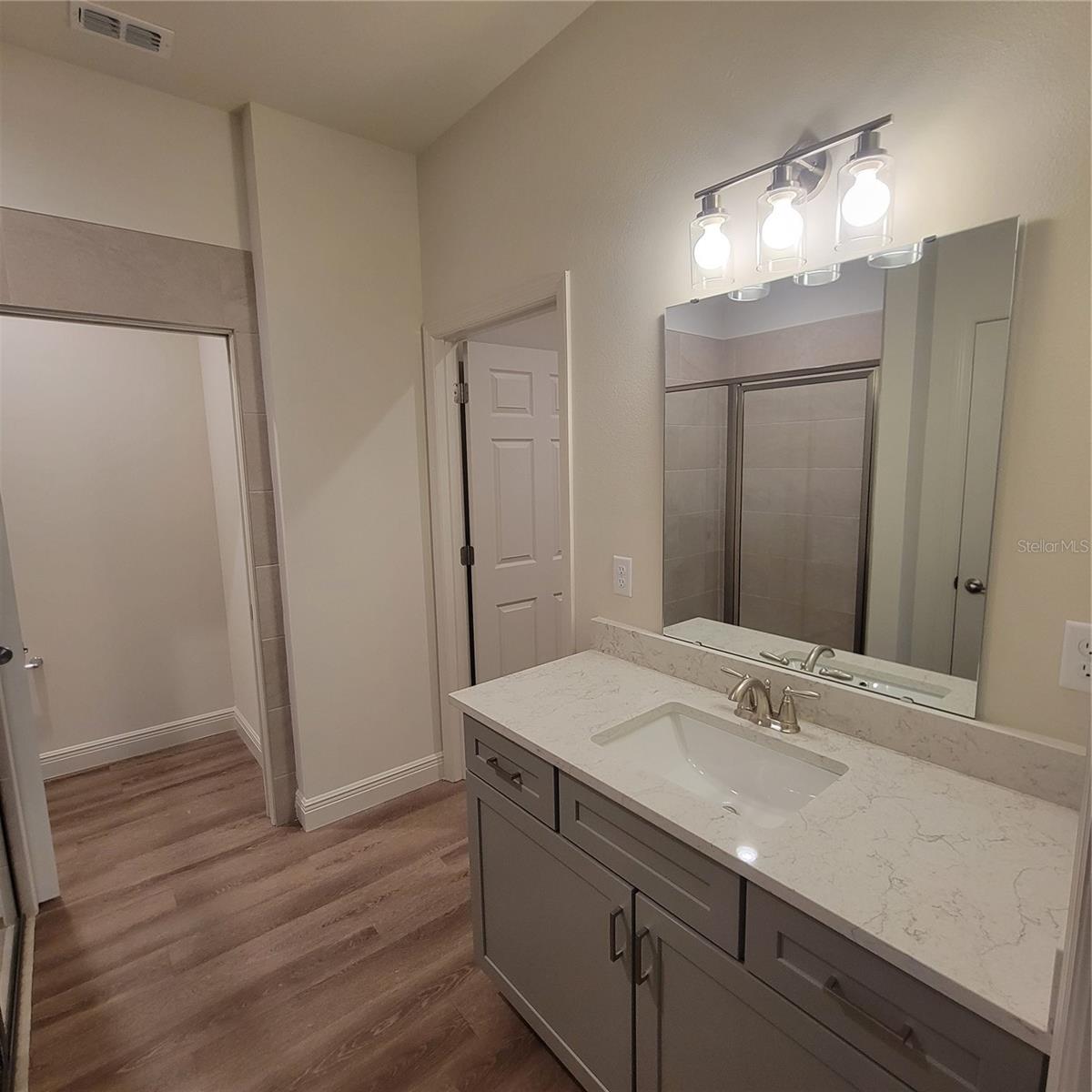 Image 11 of 23 For 1293 Disston Avenue