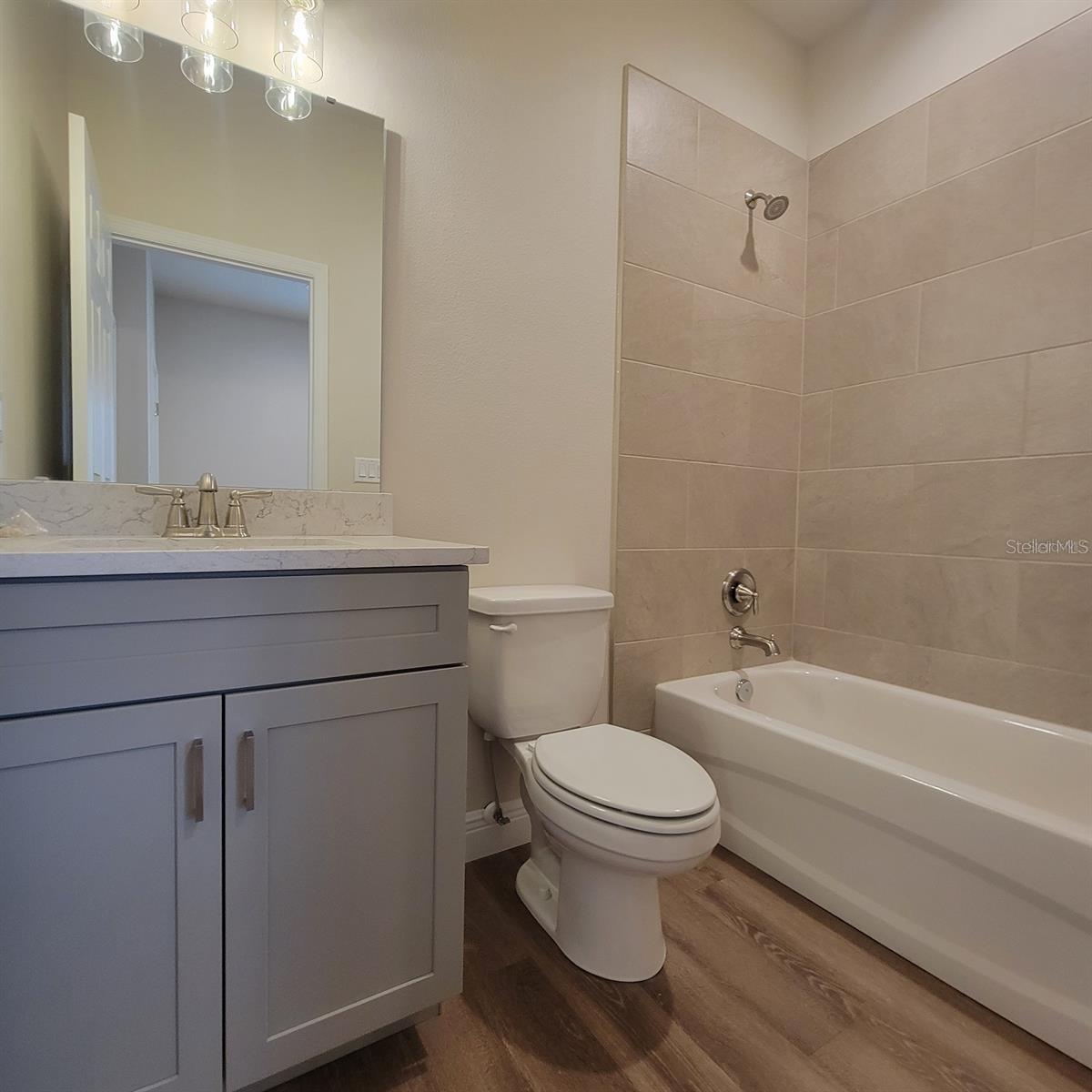 Image 15 of 23 For 1293 Disston Avenue