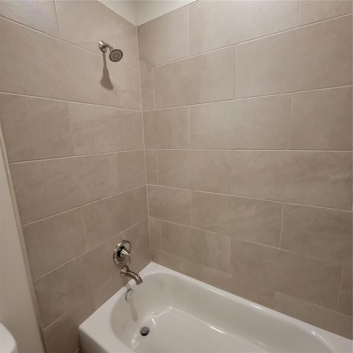 Image 16 of 23 For 1293 Disston Avenue