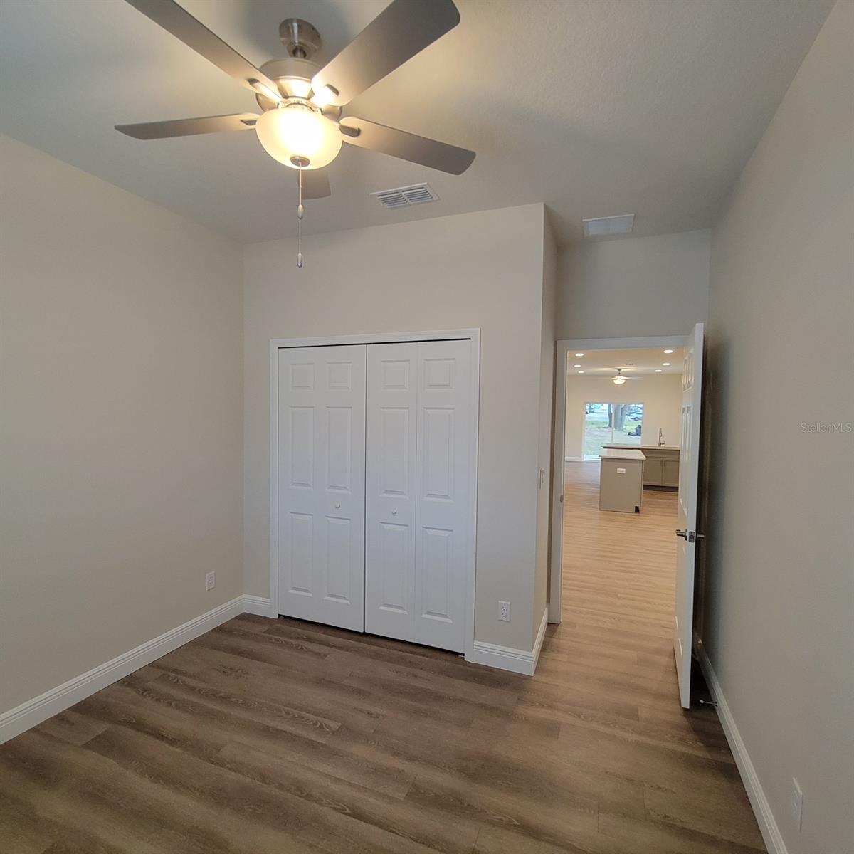 Image 17 of 23 For 1293 Disston Avenue