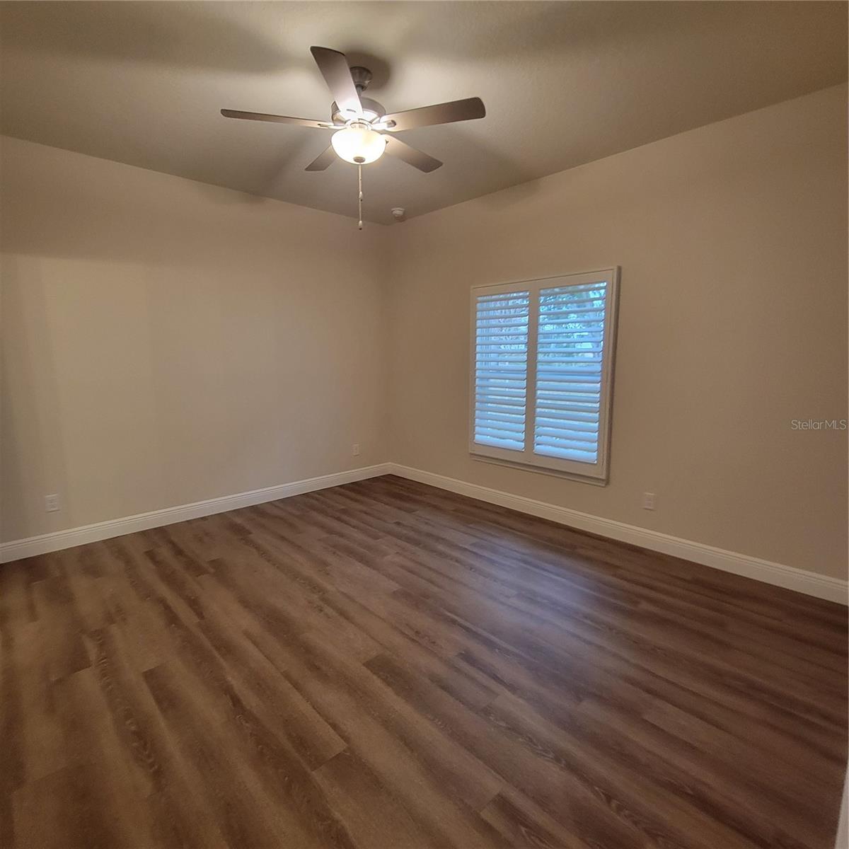 Image 9 of 23 For 1293 Disston Avenue