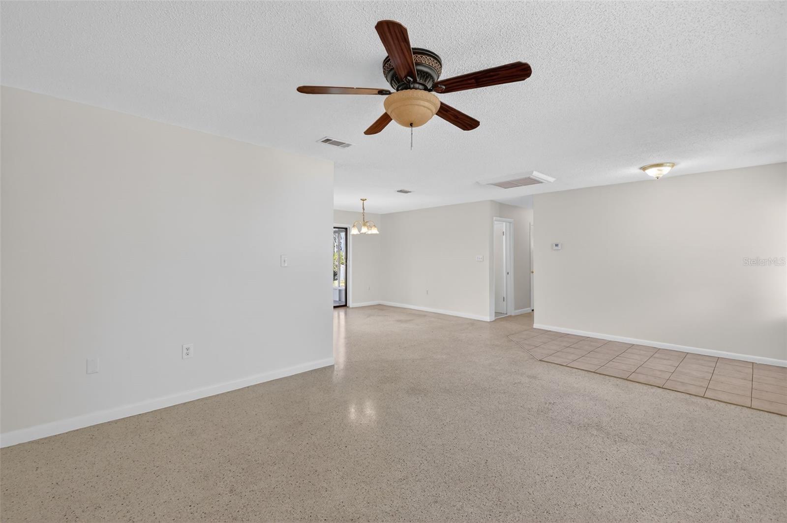 Image 12 of 35 For 4128 Harry Drive