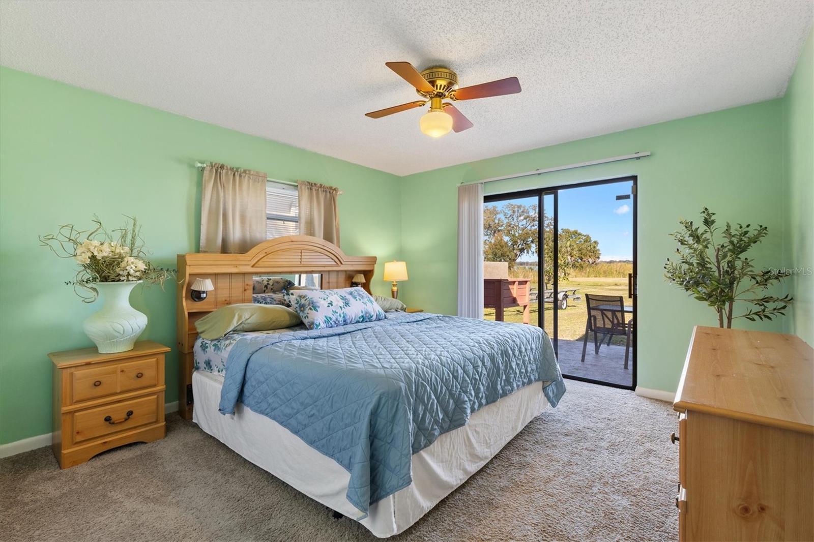 Image 18 of 45 For 804 Shore Drive