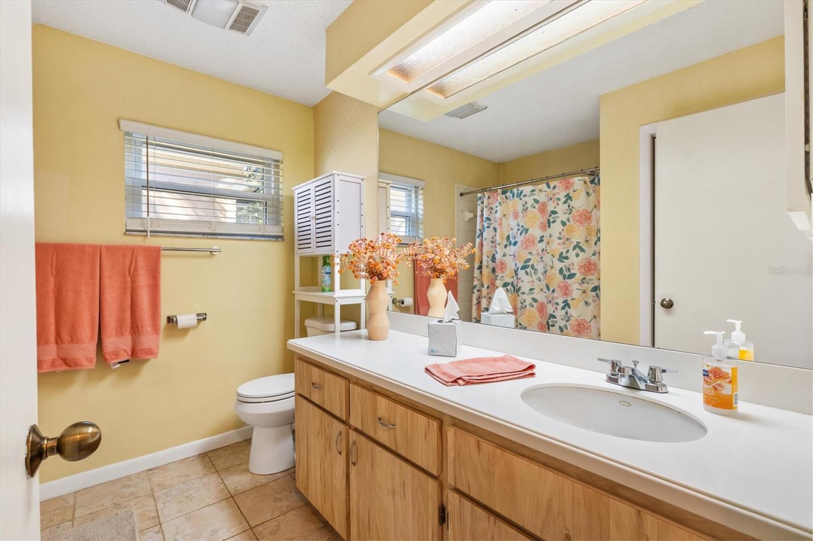 Image 22 of 45 For 804 Shore Drive