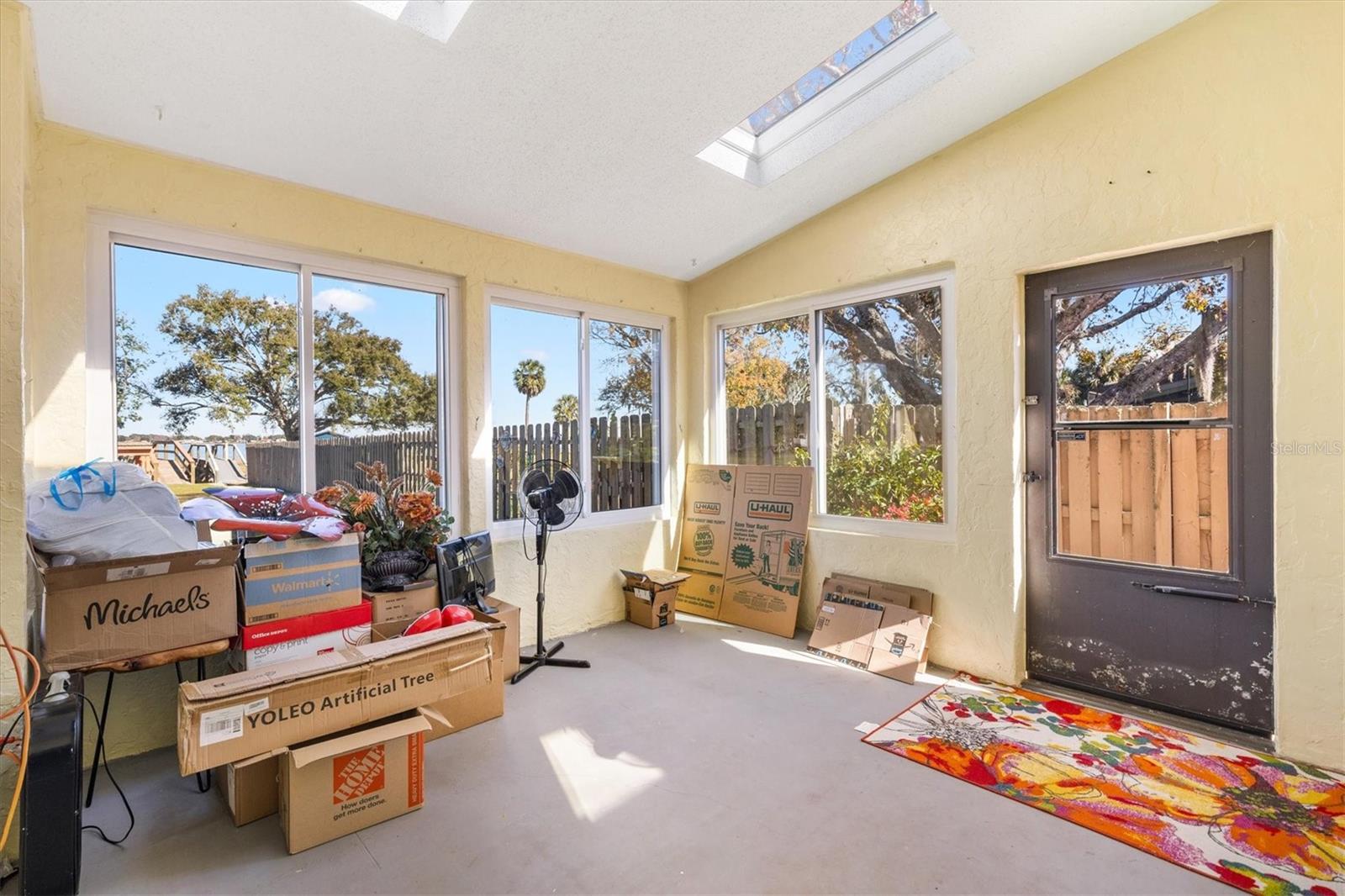 Image 26 of 45 For 804 Shore Drive