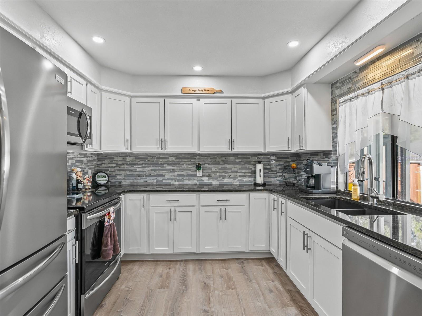 Image 10 of 47 For 2368 Conestoga Drive