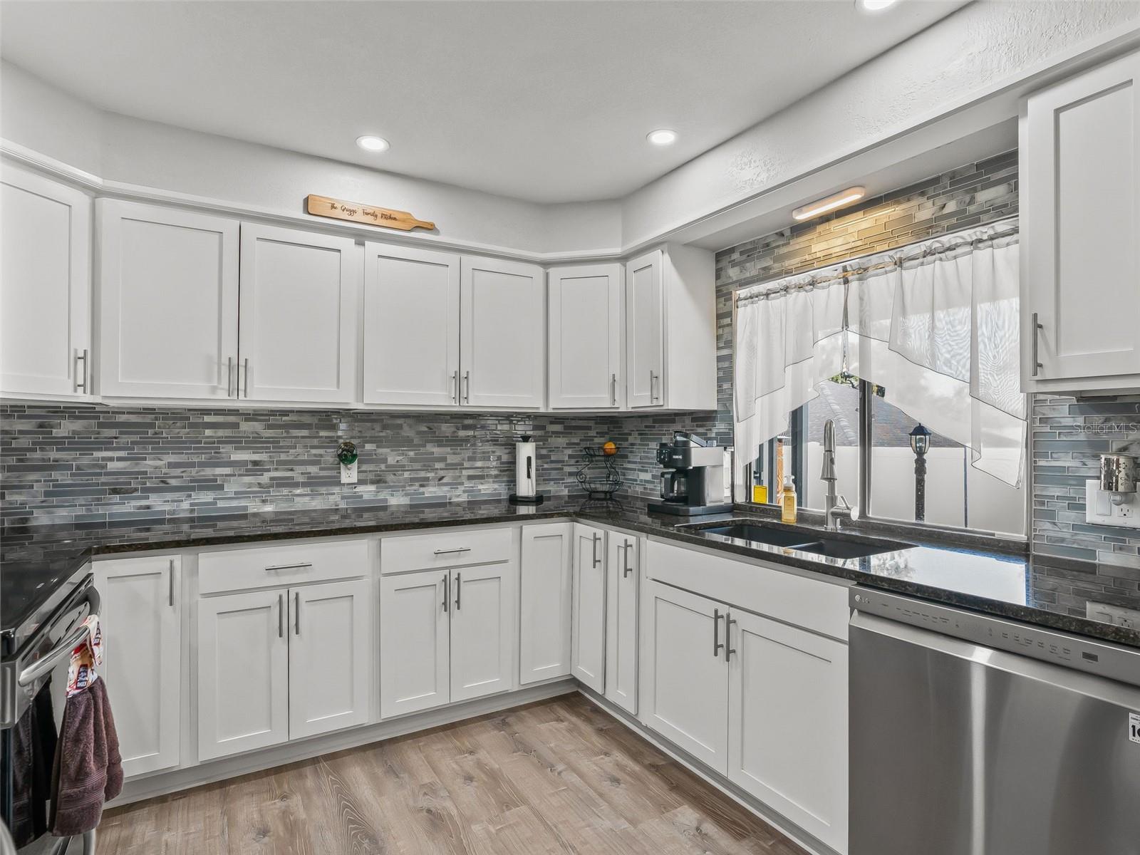 Image 11 of 47 For 2368 Conestoga Drive