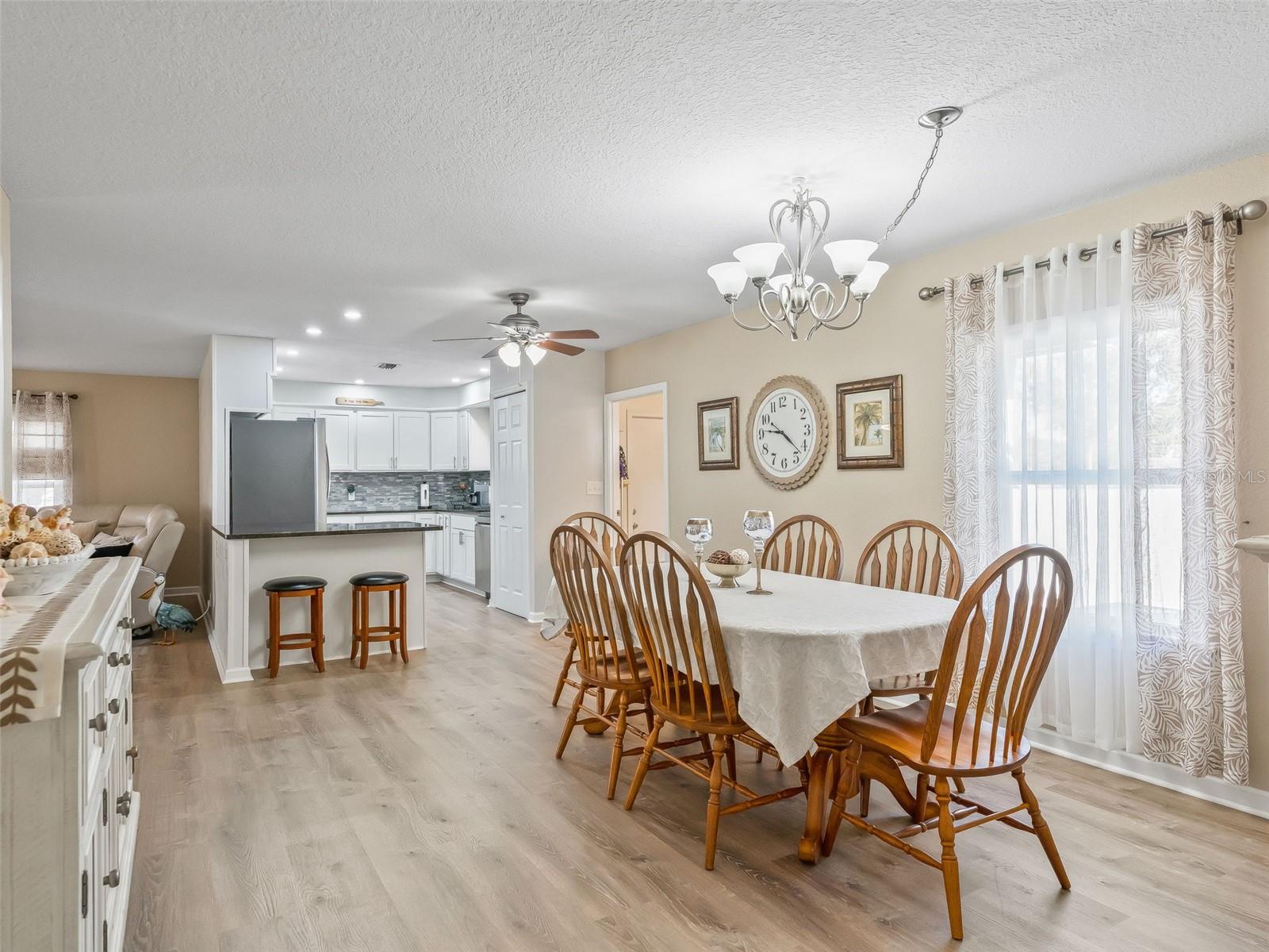 Image 16 of 47 For 2368 Conestoga Drive