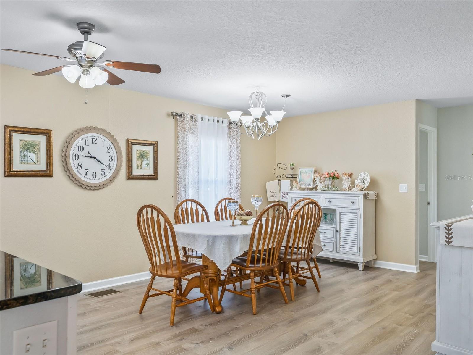 Image 17 of 47 For 2368 Conestoga Drive