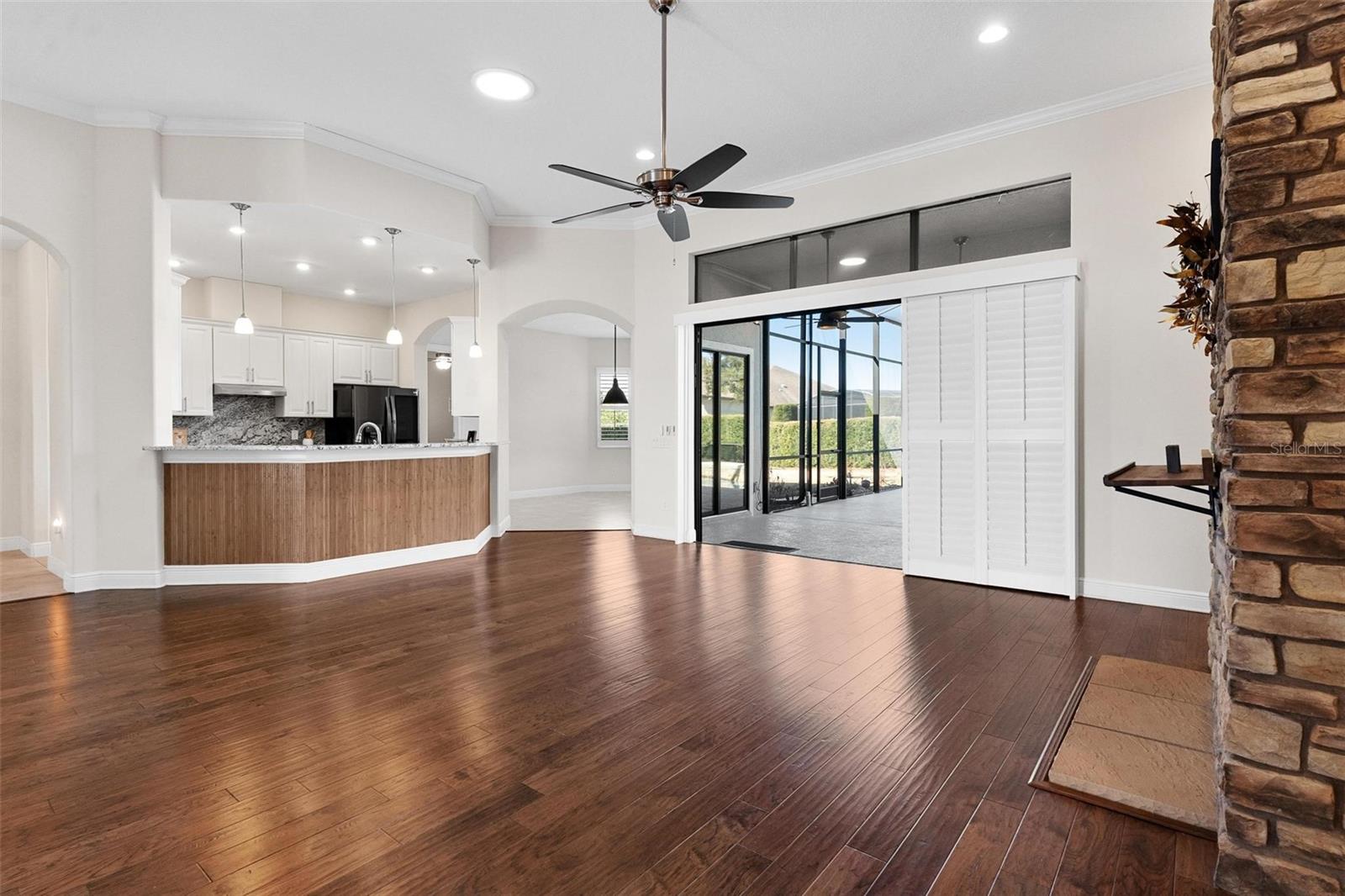 Image 13 of 65 For 39513 Hillrise Lane