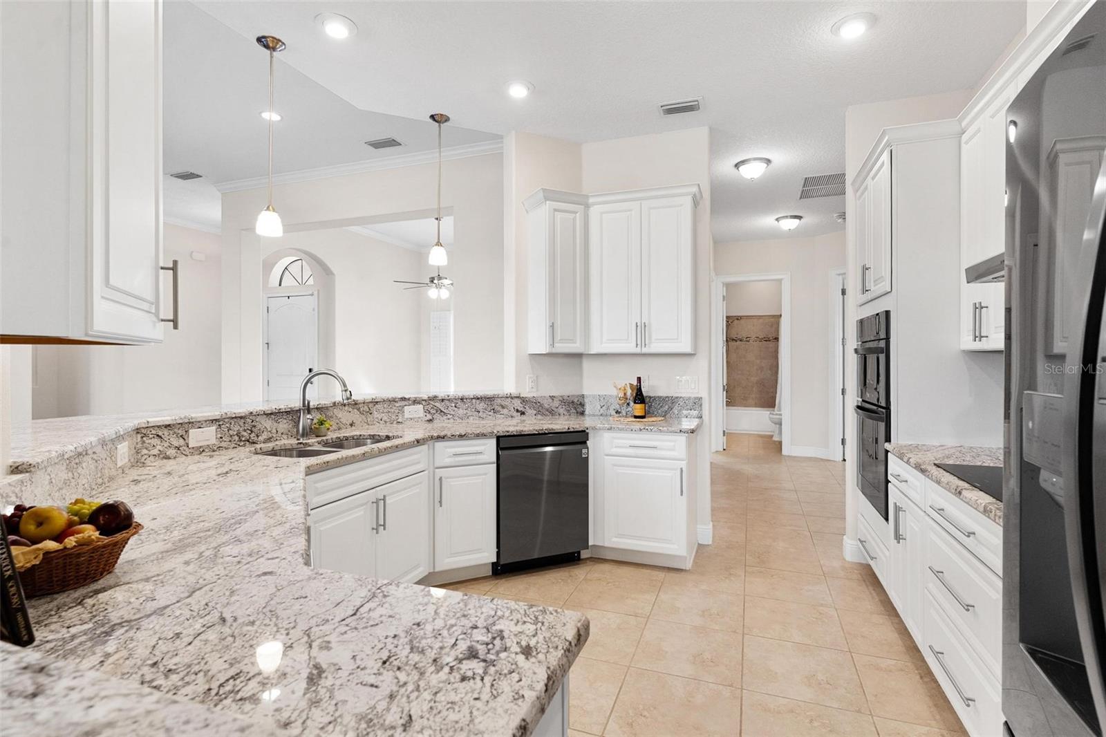 Image 24 of 65 For 39513 Hillrise Lane