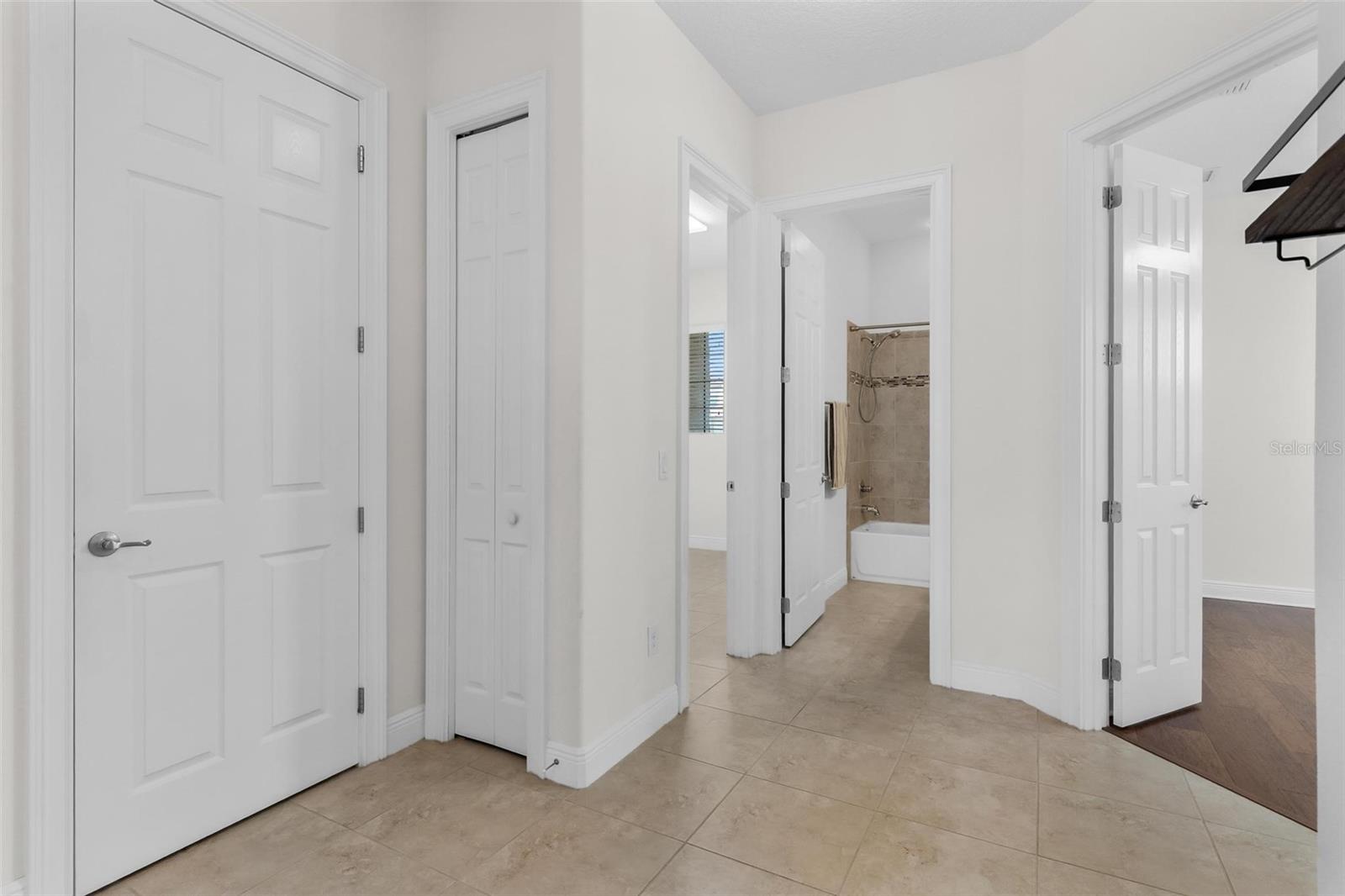 Image 40 of 65 For 39513 Hillrise Lane