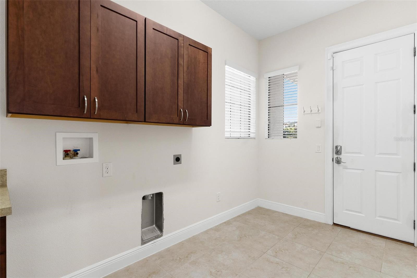 Image 48 of 65 For 39513 Hillrise Lane