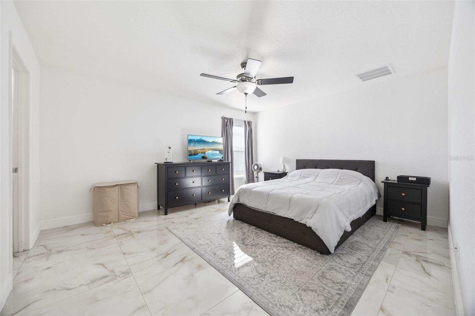 Image 16 of 35 For 2015 Orange Avenue