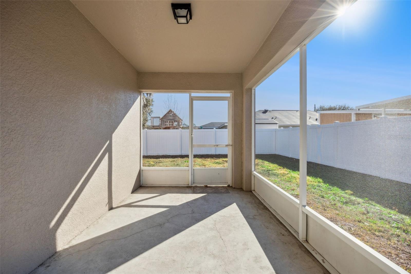 Image 29 of 35 For 2015 Orange Avenue