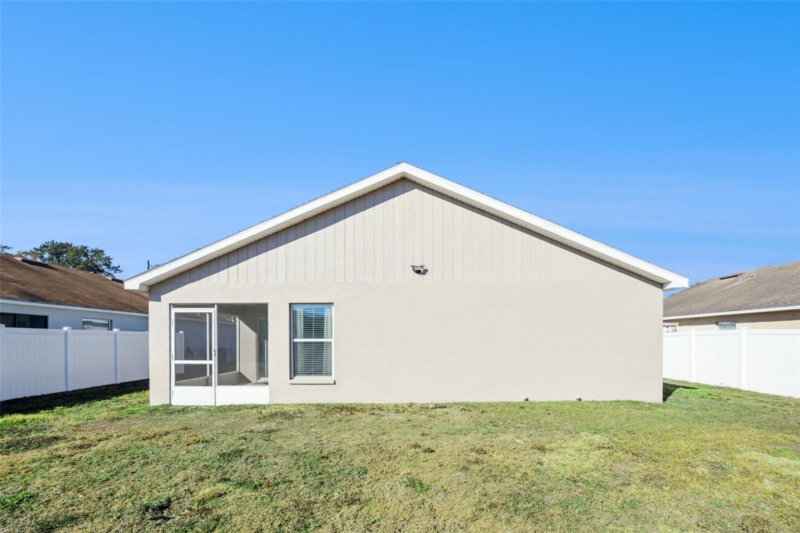 Image 33 of 35 For 2015 Orange Avenue