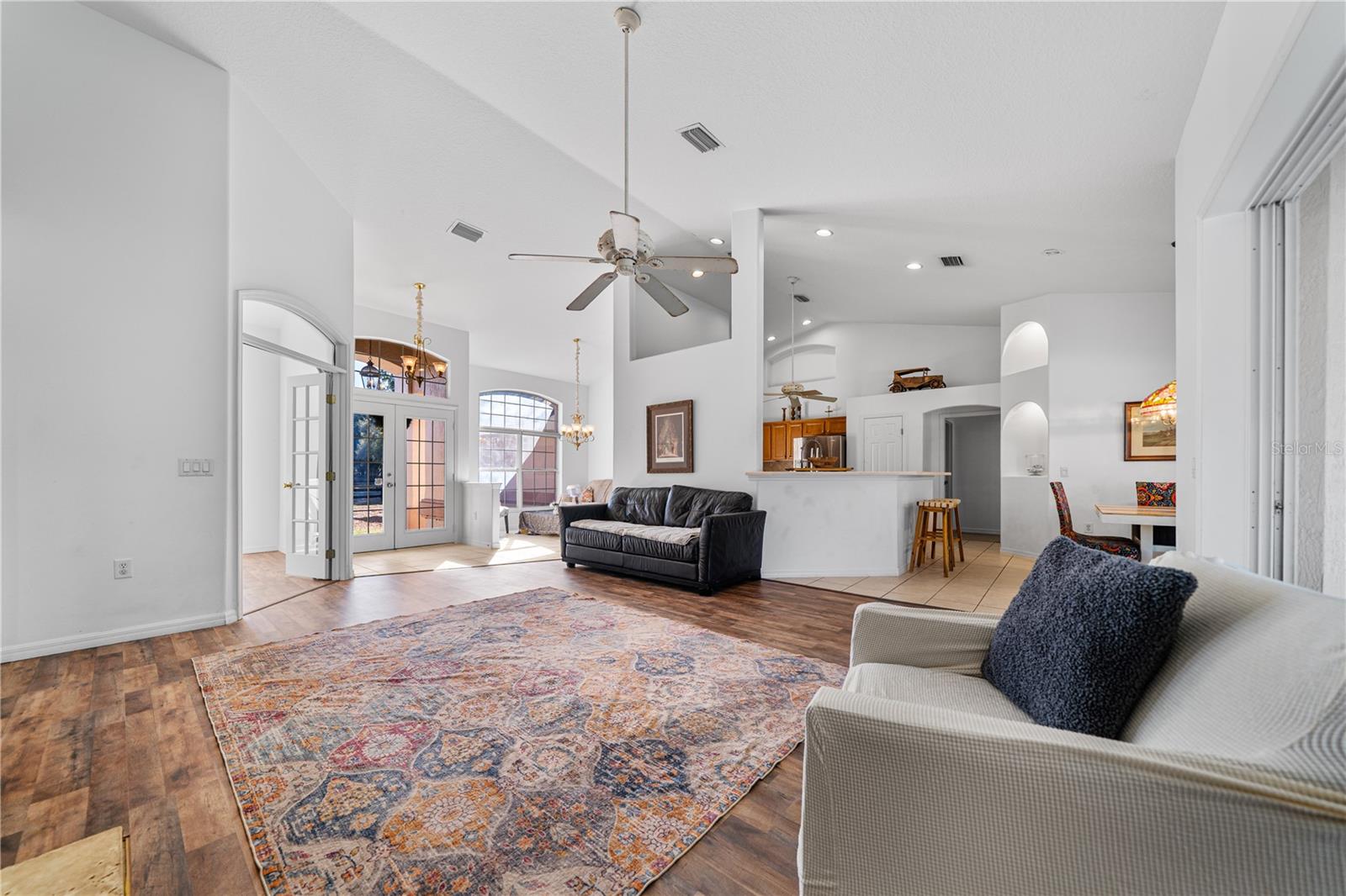 Image 18 of 73 For 15995 10th Circle