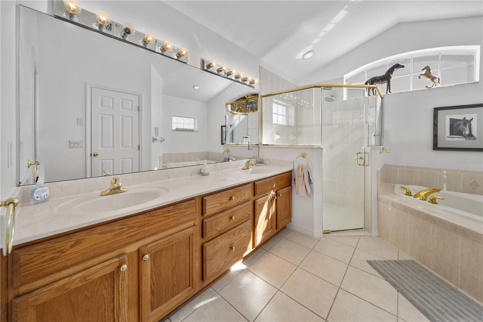 Image 34 of 73 For 15995 10th Circle