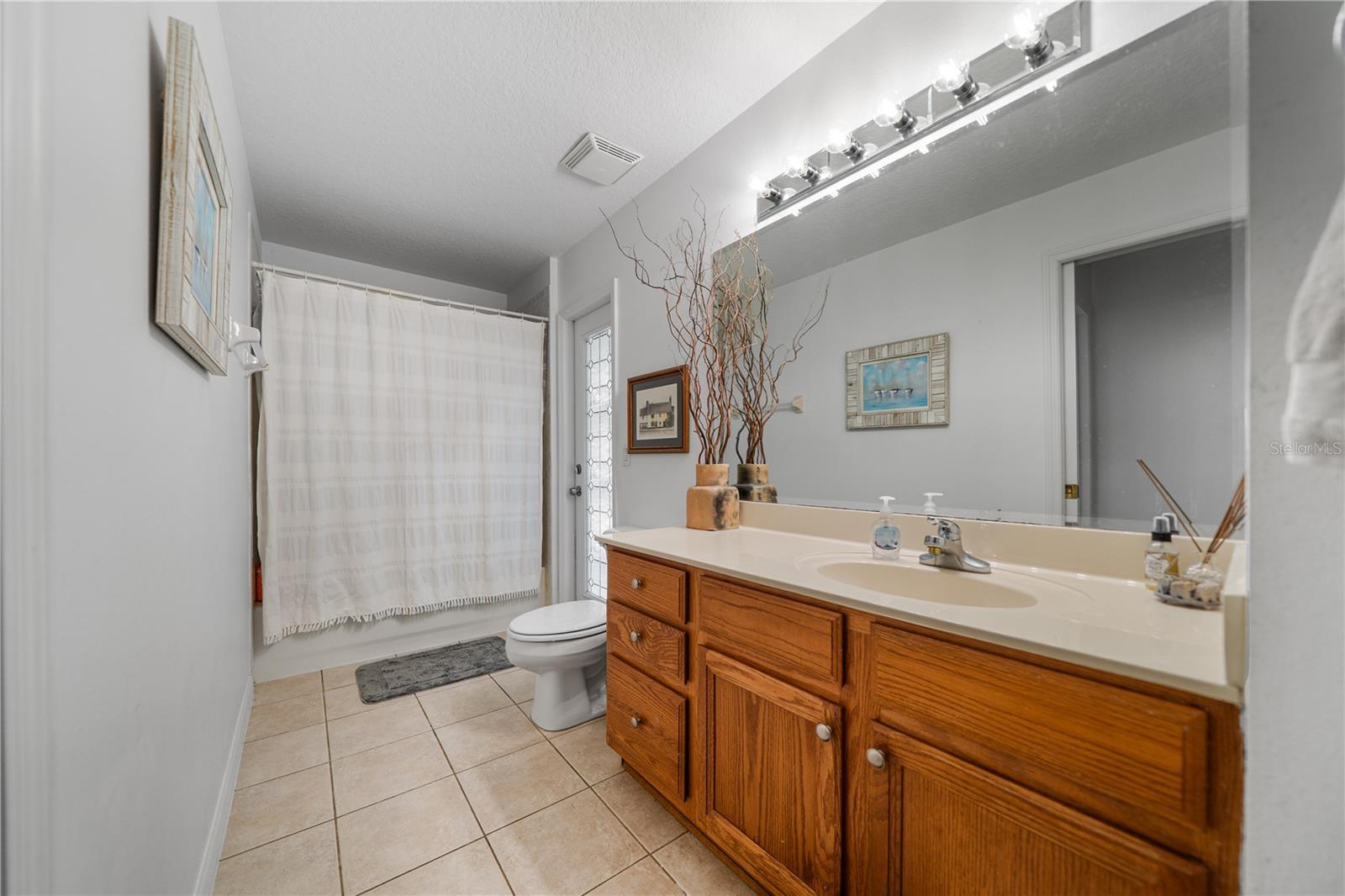 Image 39 of 73 For 15995 10th Circle