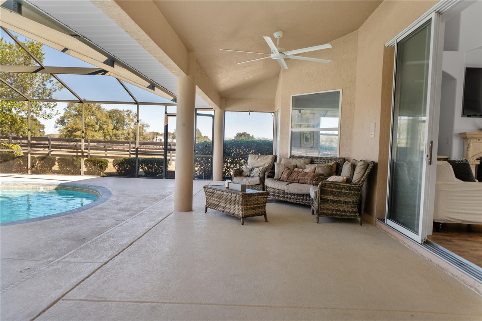 Image 47 of 73 For 15995 10th Circle