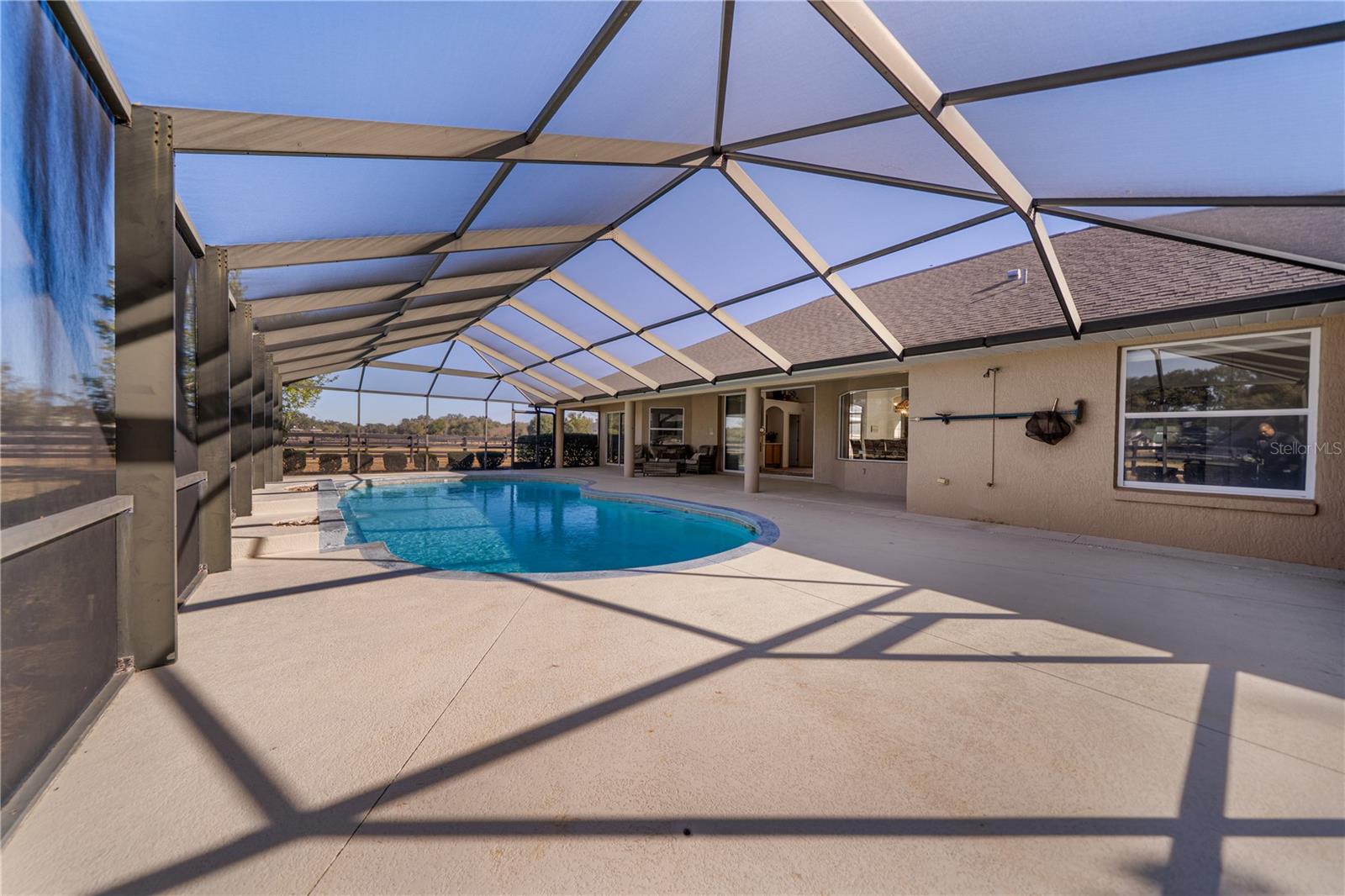 Image 49 of 73 For 15995 10th Circle