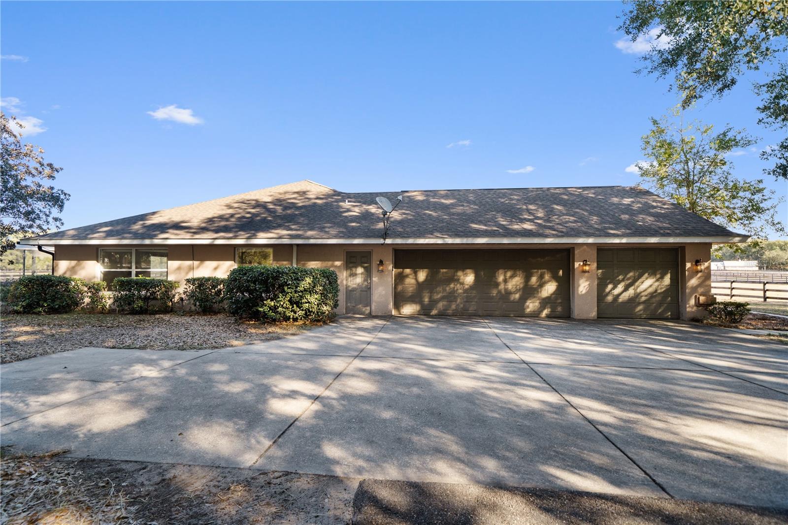 Image 53 of 73 For 15995 10th Circle