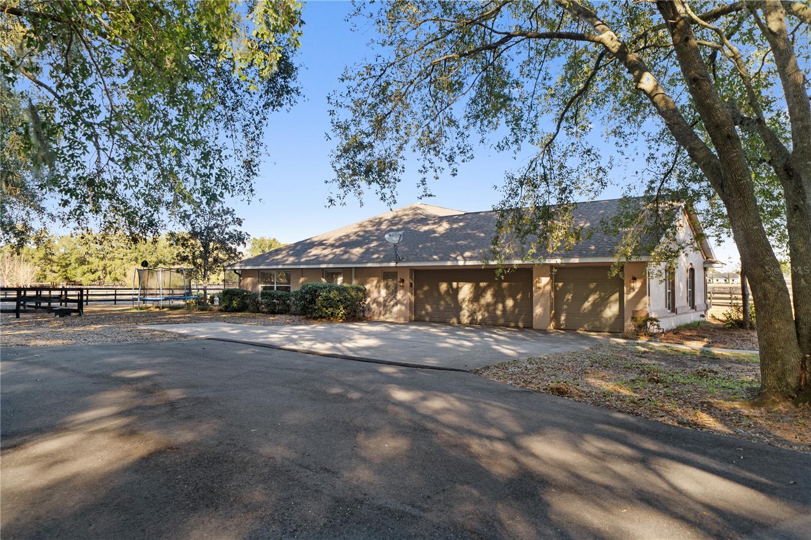 Image 54 of 73 For 15995 10th Circle