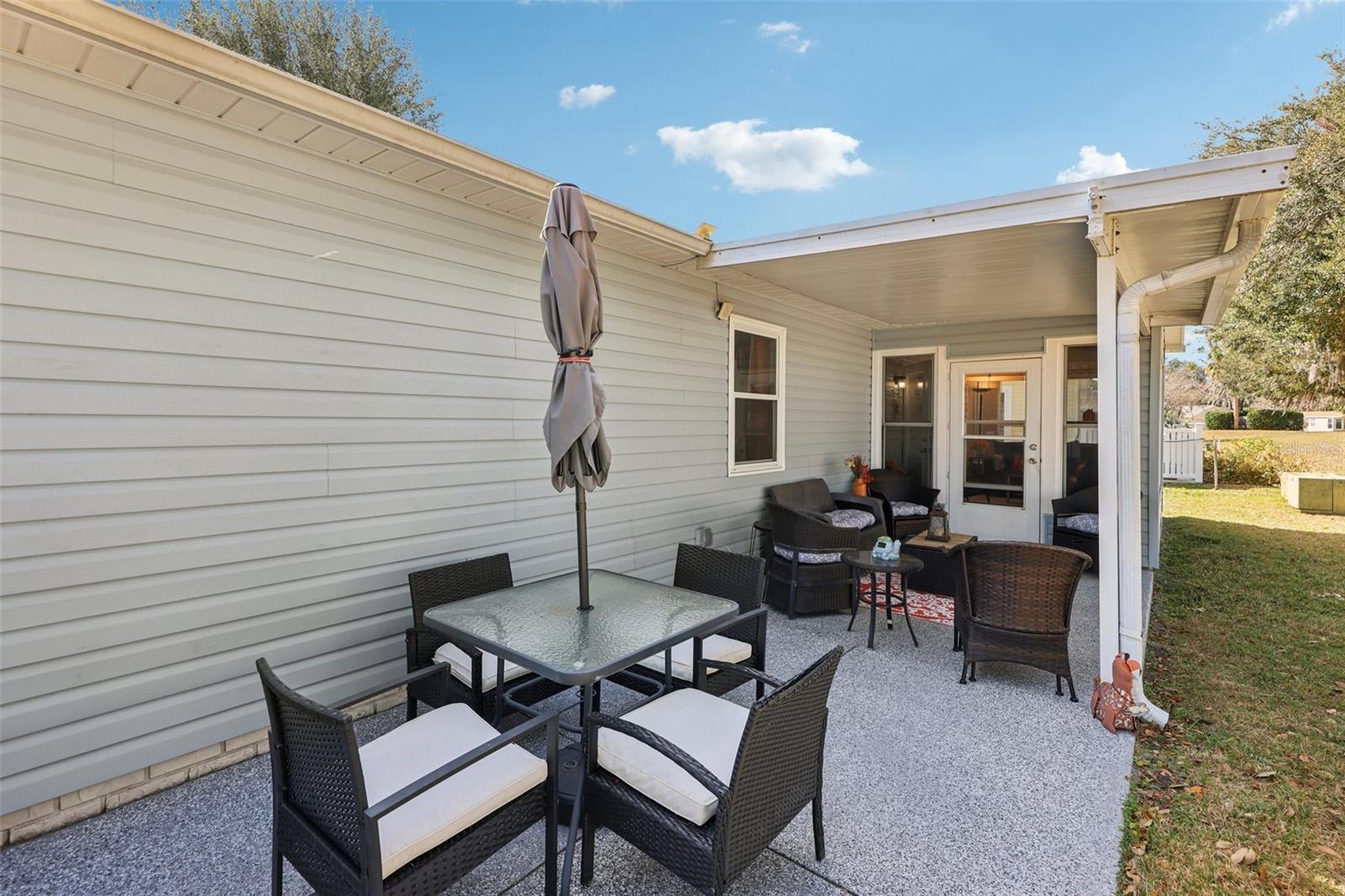 Image 31 of 52 For 721 Heathrow Avenue