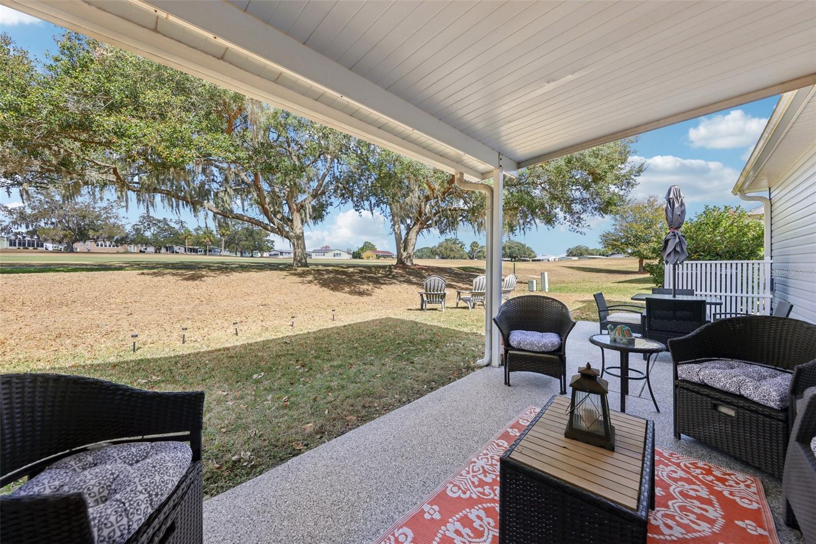 Image 33 of 52 For 721 Heathrow Avenue