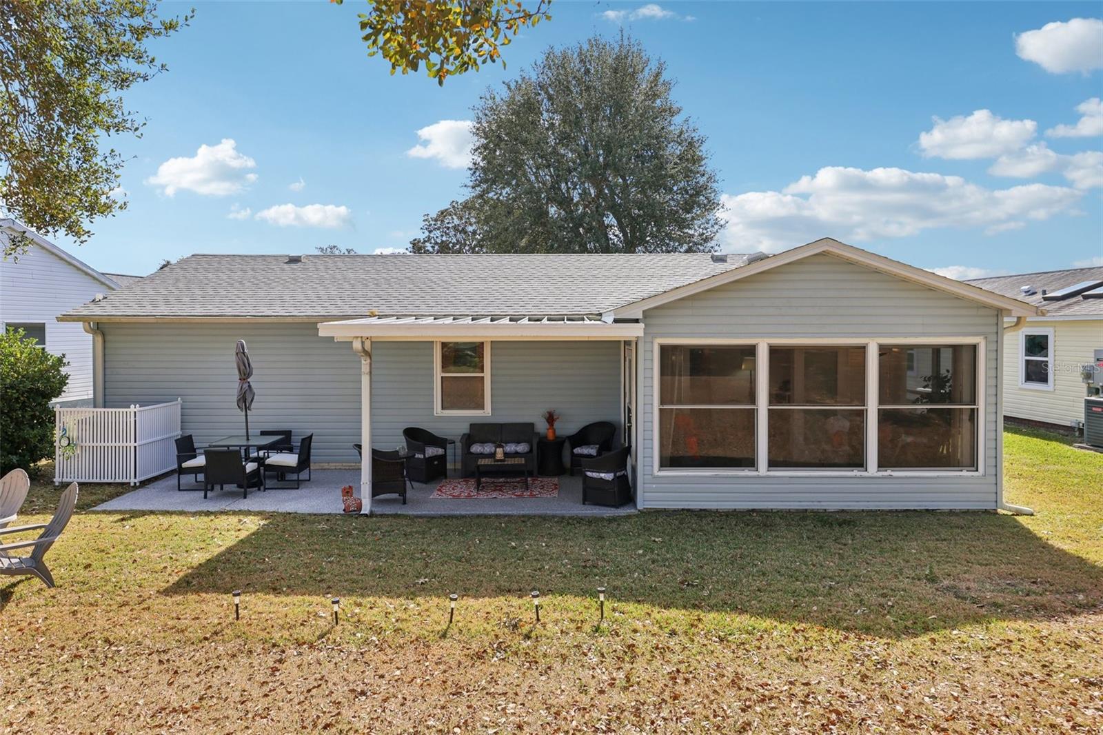 Image 36 of 52 For 721 Heathrow Avenue