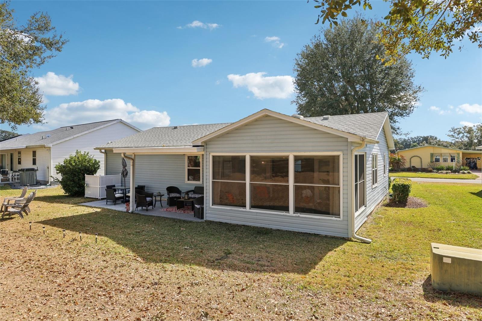 Image 37 of 52 For 721 Heathrow Avenue