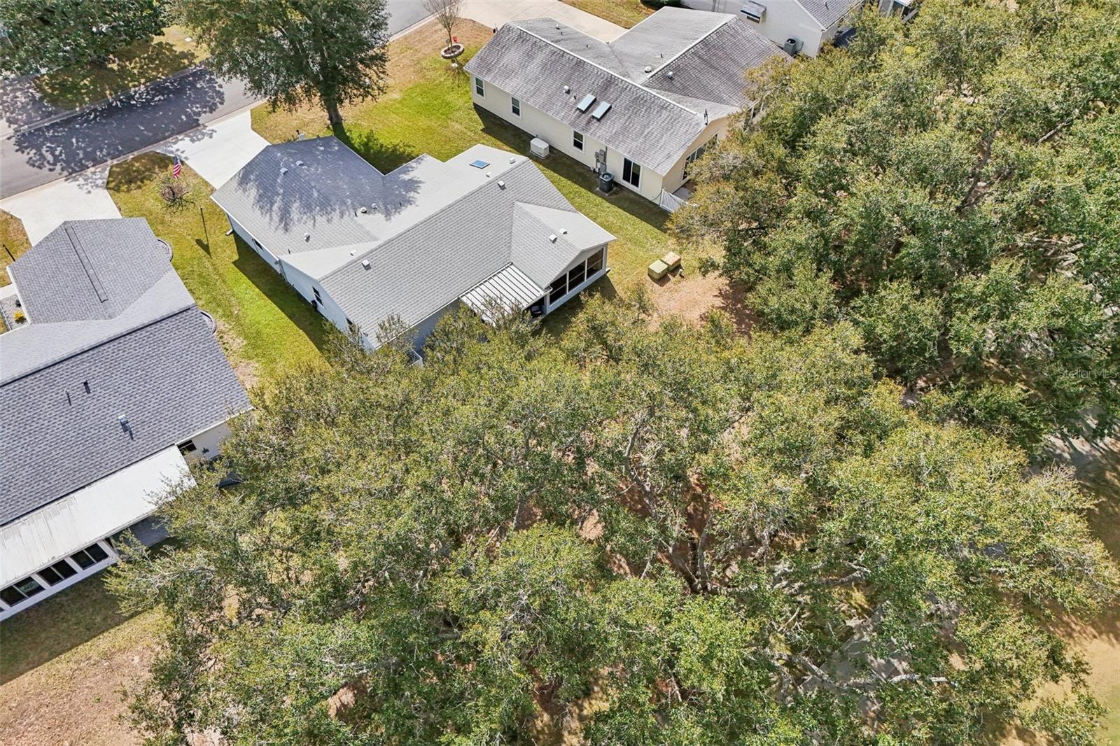 Image 45 of 52 For 721 Heathrow Avenue