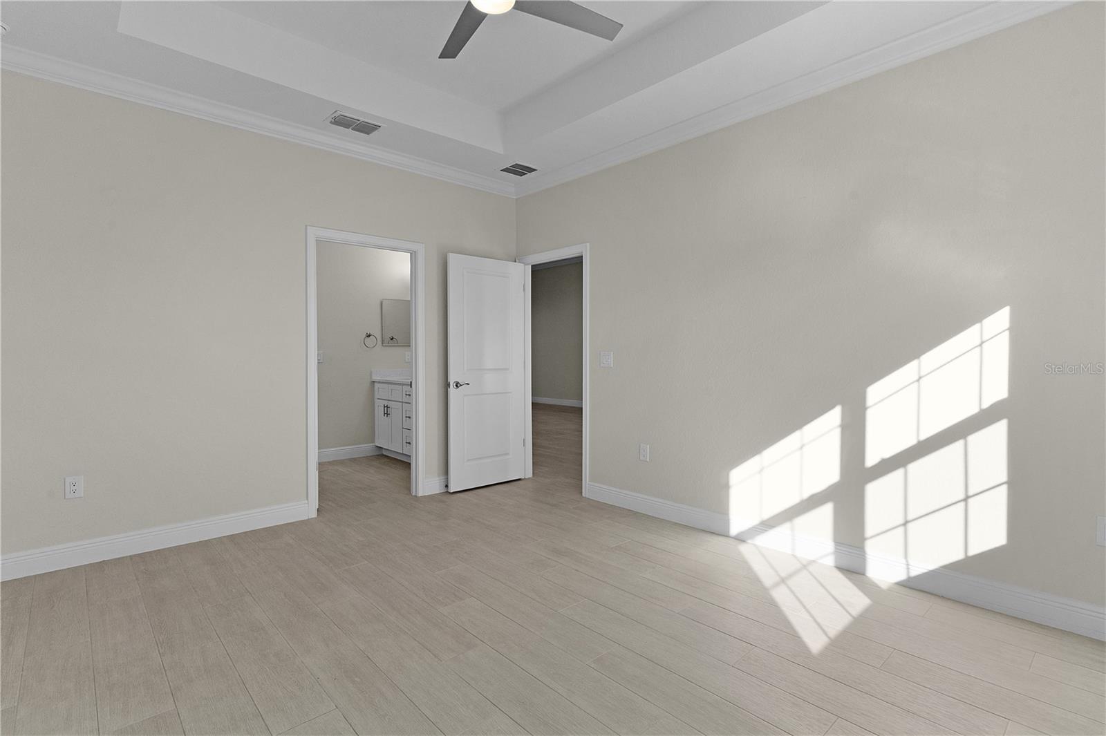 Image 23 of 42 For 12624 49th Drive