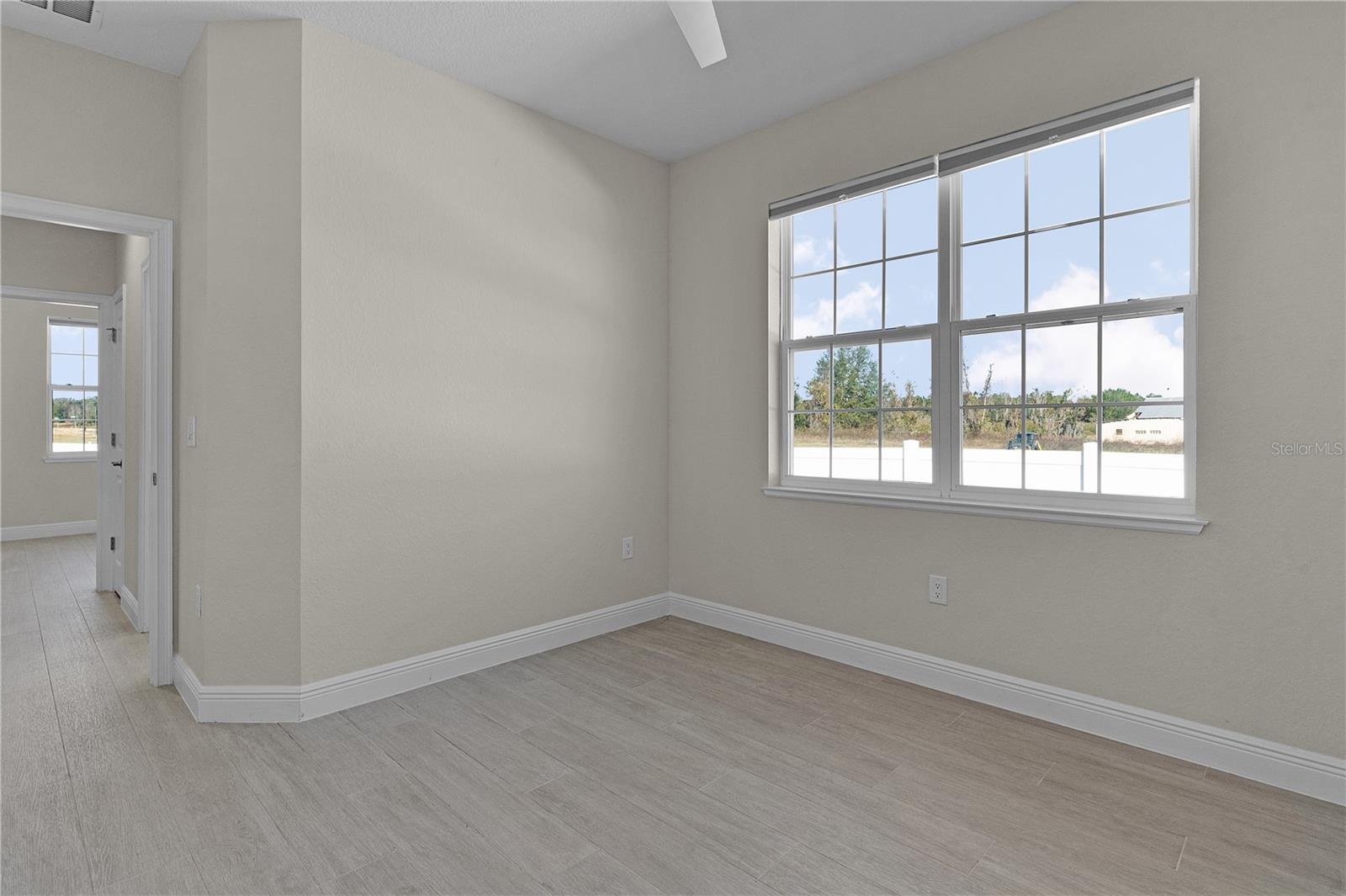 Image 25 of 42 For 12624 49th Drive