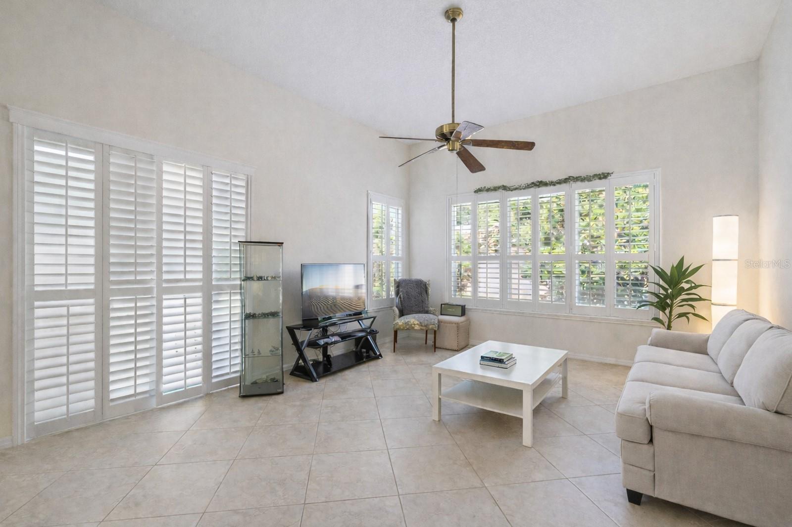 Image 8 of 34 For 8032 Pine Hollow Drive