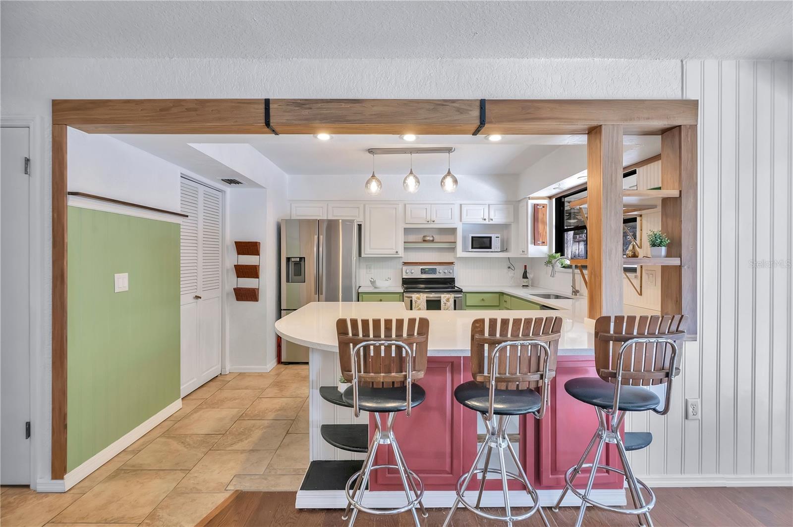 Image 4 of 40 For 2108 Dogwood Circle