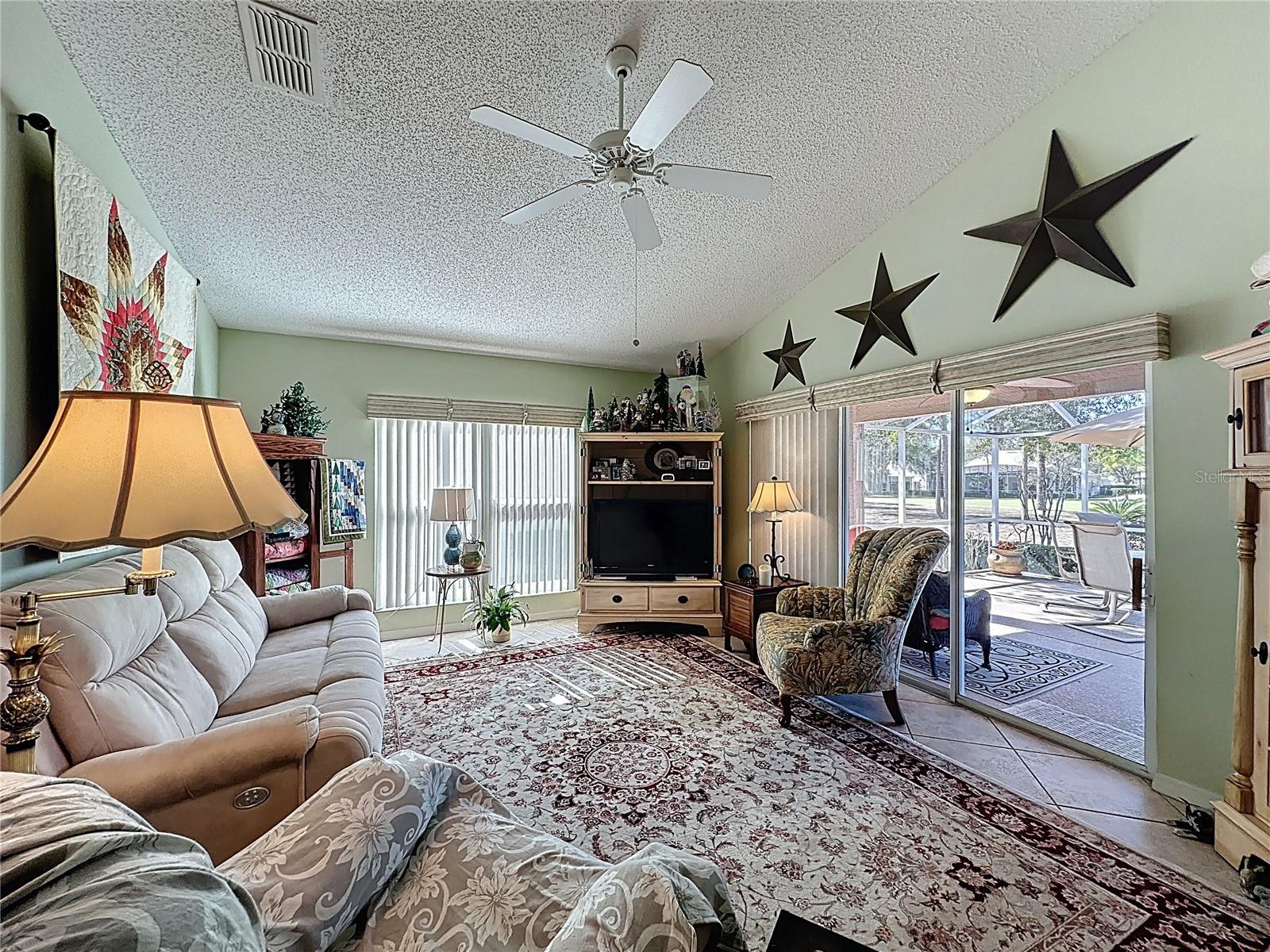 Image 21 of 75 For 3720 Doune Way